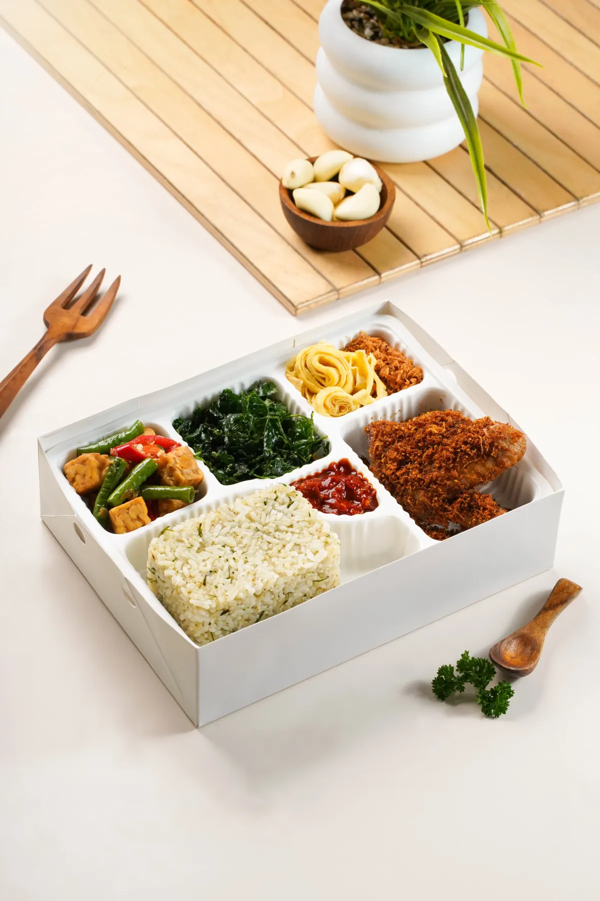 Nasi Rames Daun Jeruk